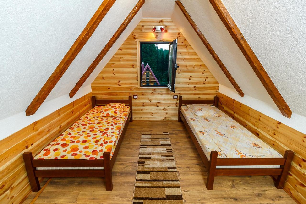Hostel Highlander Zabljak  Exterior photo